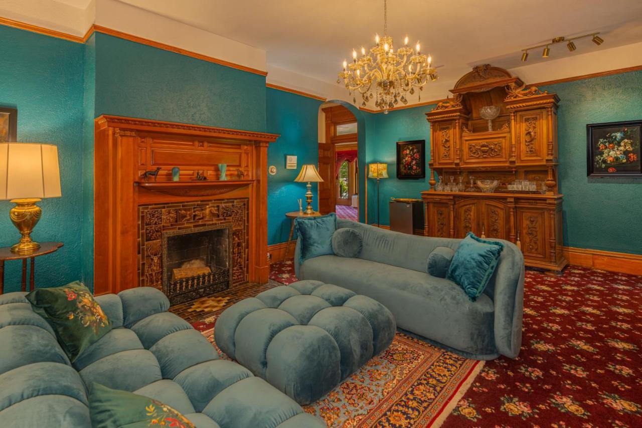 Orman Mansion - Pueblo'S Most Luxurious Stay! المظهر الخارجي الصورة