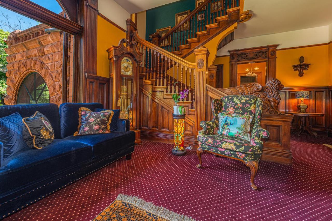 Orman Mansion - Pueblo'S Most Luxurious Stay! المظهر الخارجي الصورة