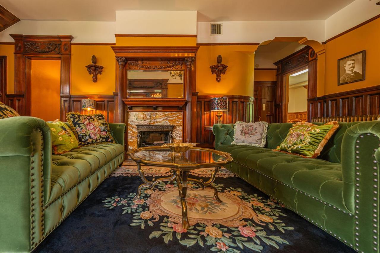 Orman Mansion - Pueblo'S Most Luxurious Stay! المظهر الخارجي الصورة